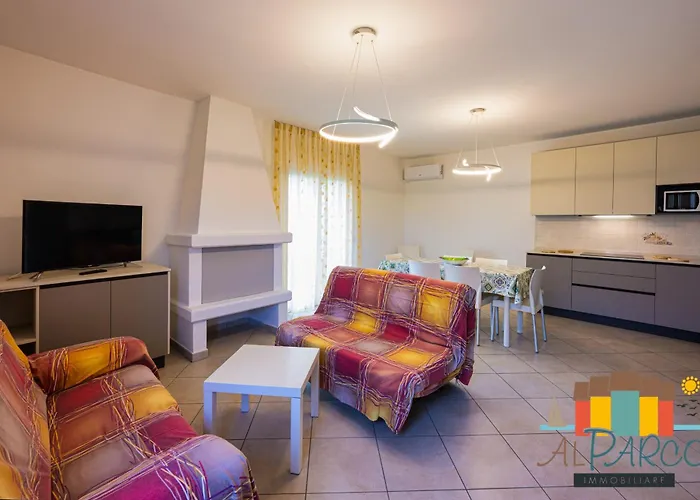 فيلة Aurora Albarella Island